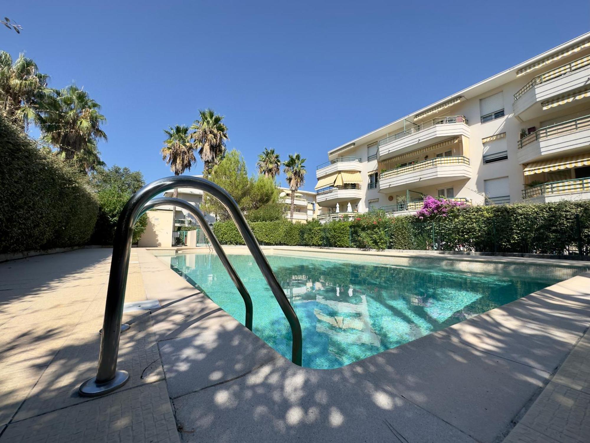 Regent Cote D'Azur Air-Conditioned, Pool, Garden & Parking Villeneuve-Loubet Kültér fotó