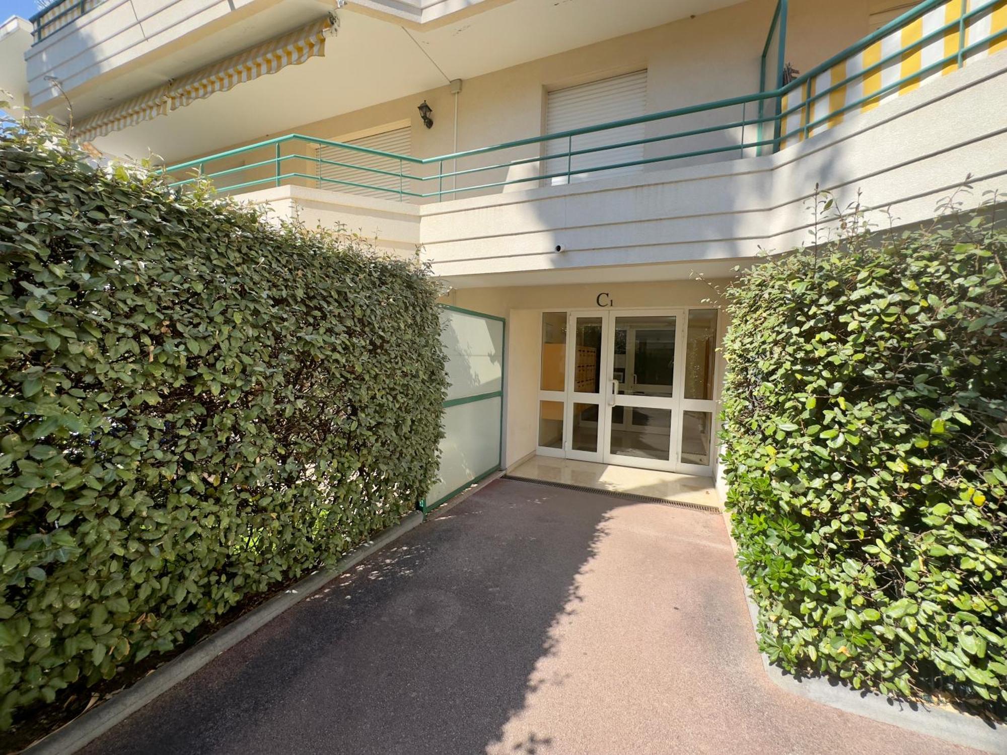 Regent Cote D'Azur Air-Conditioned, Pool, Garden & Parking Villeneuve-Loubet Kültér fotó